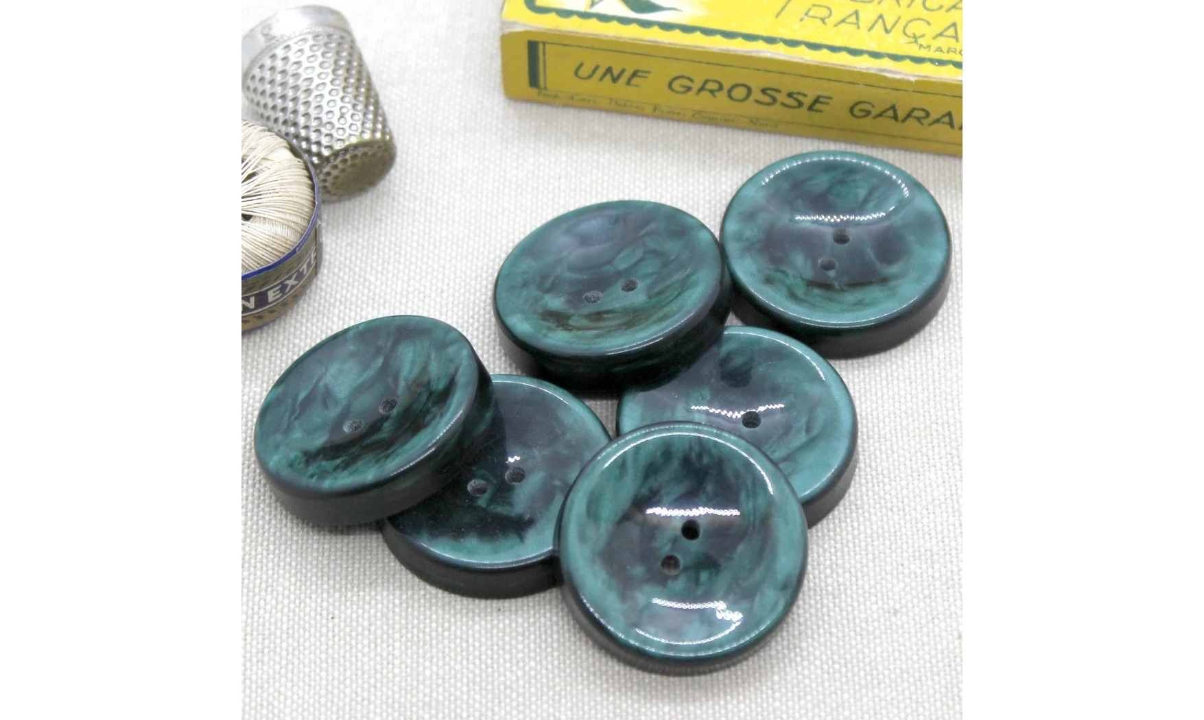 Vintage Button 274B