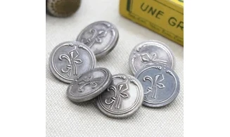 6 boutons / 15MM / Métal "Fleur de lys"