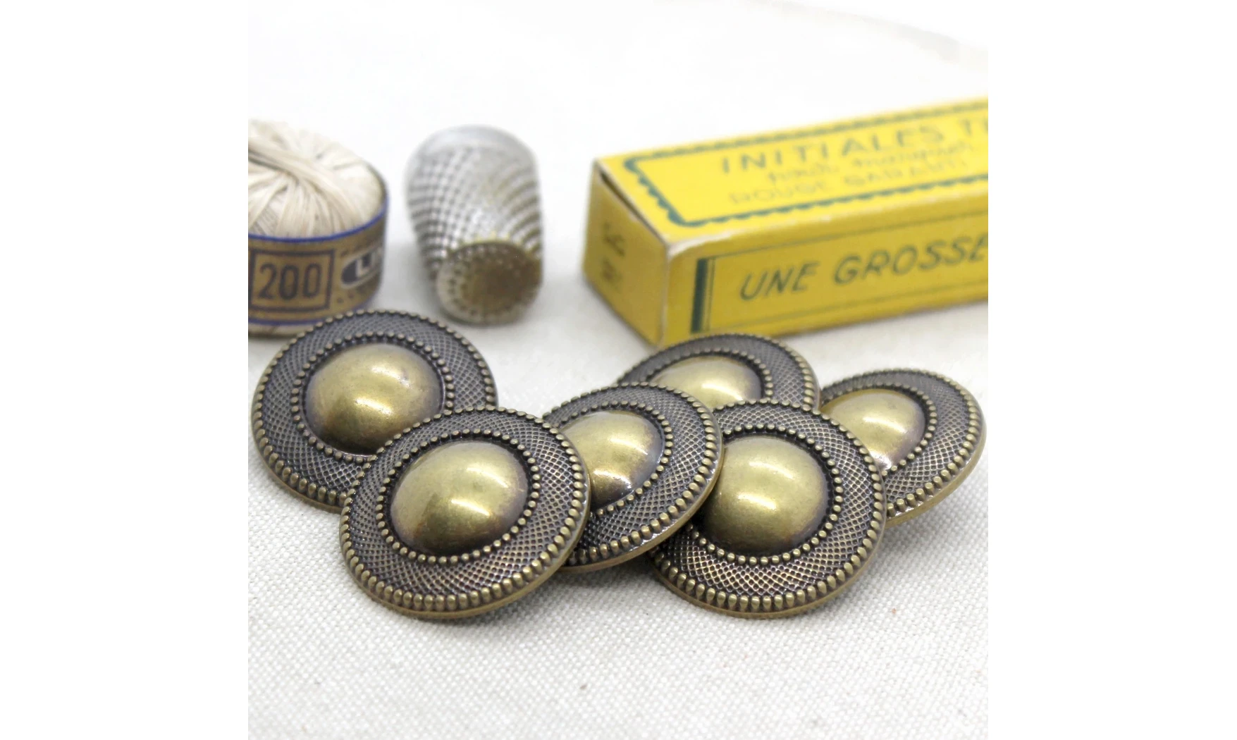 Vintage Button 106B