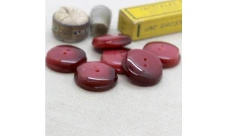 6 boutons / 27MM / Rouge