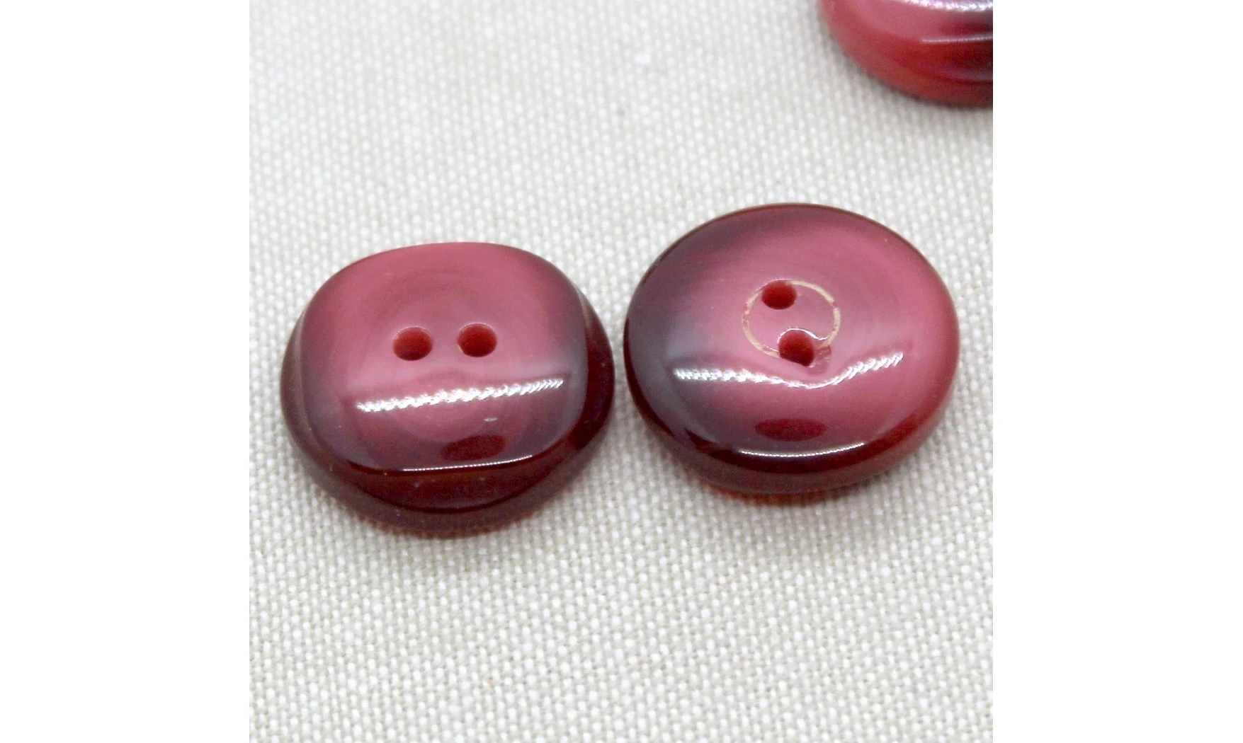 6 boutons / 22MM / Rouge