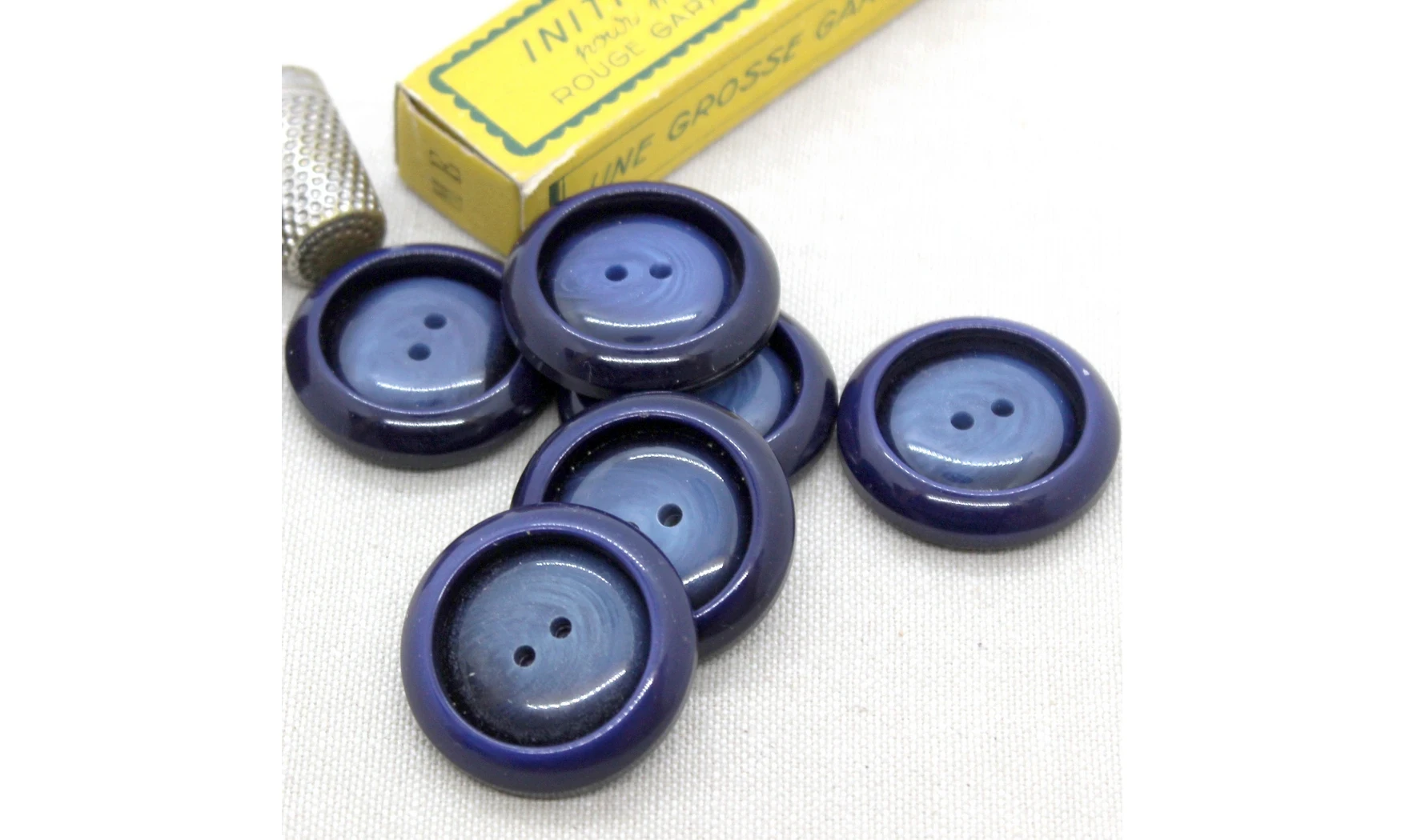 Vintage Button 269B
