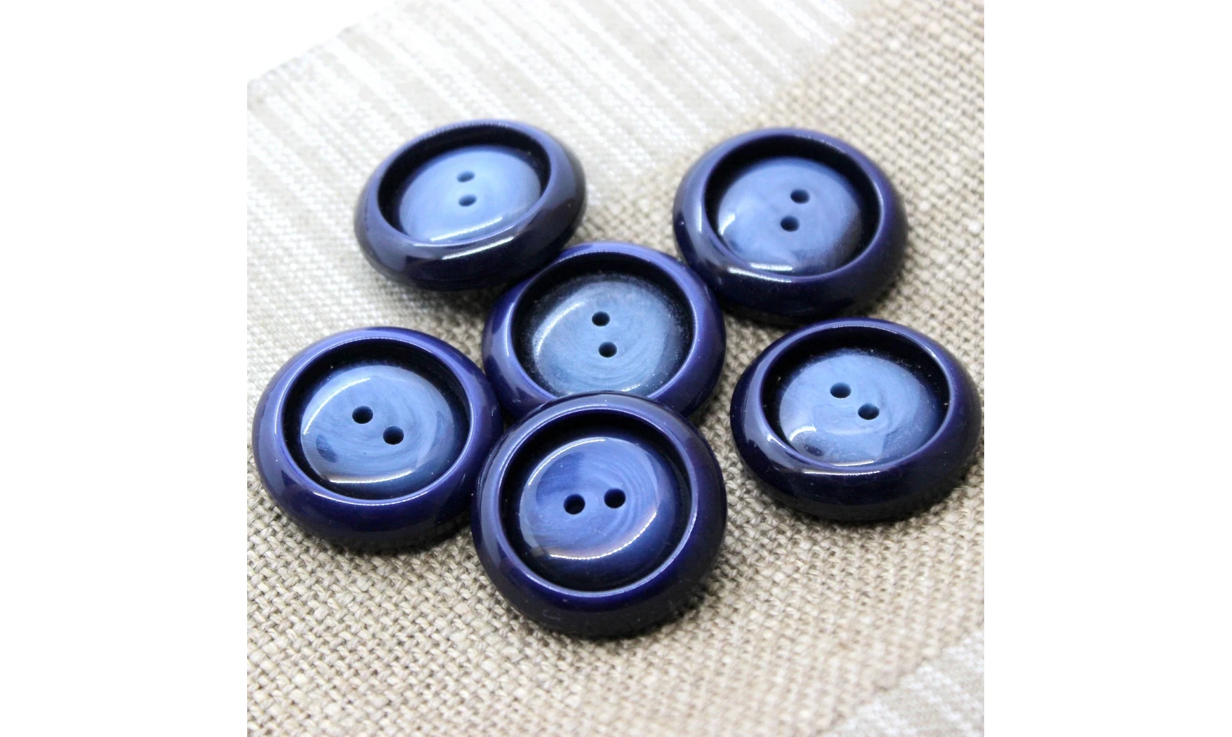 Vintage Button 269B