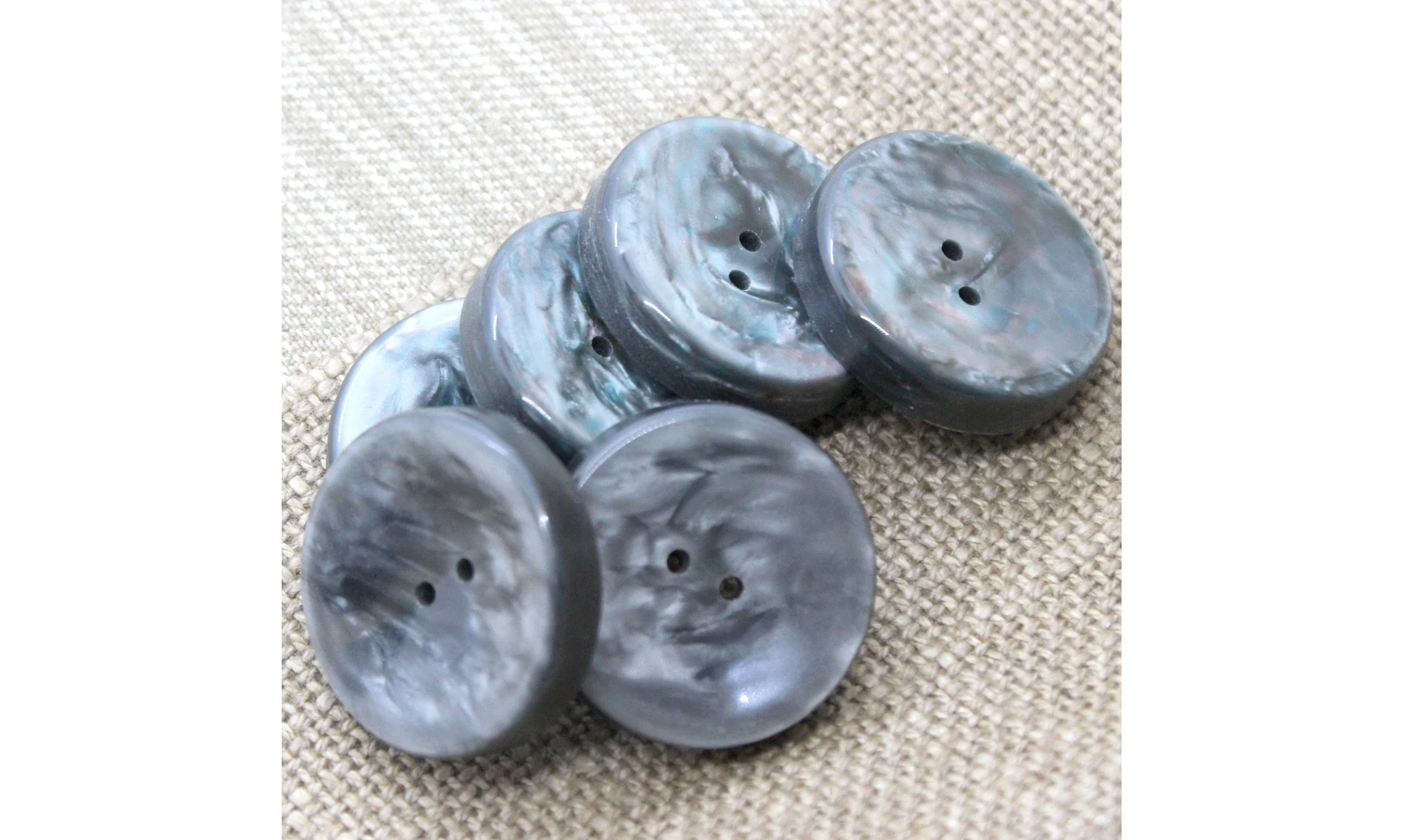 Vintage Button 276B