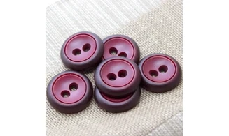 6 boutons / 31MM / Rouge