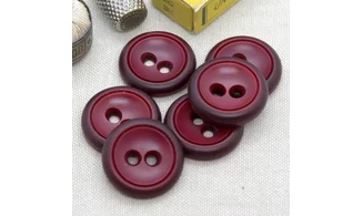 6 boutons / 26MM / Rouge