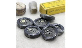 Vintage Button 204B