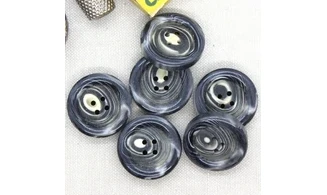 Vintage Button 204B