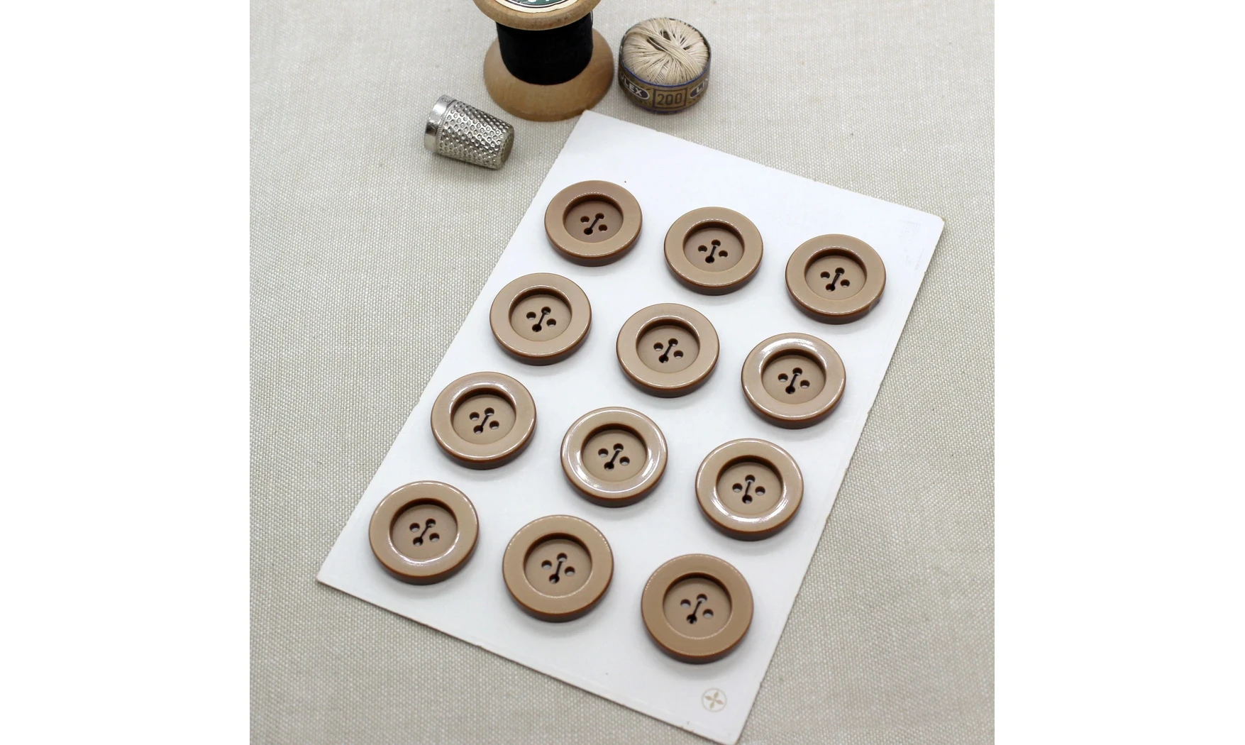 Carte à boutons - Boutons Bruns