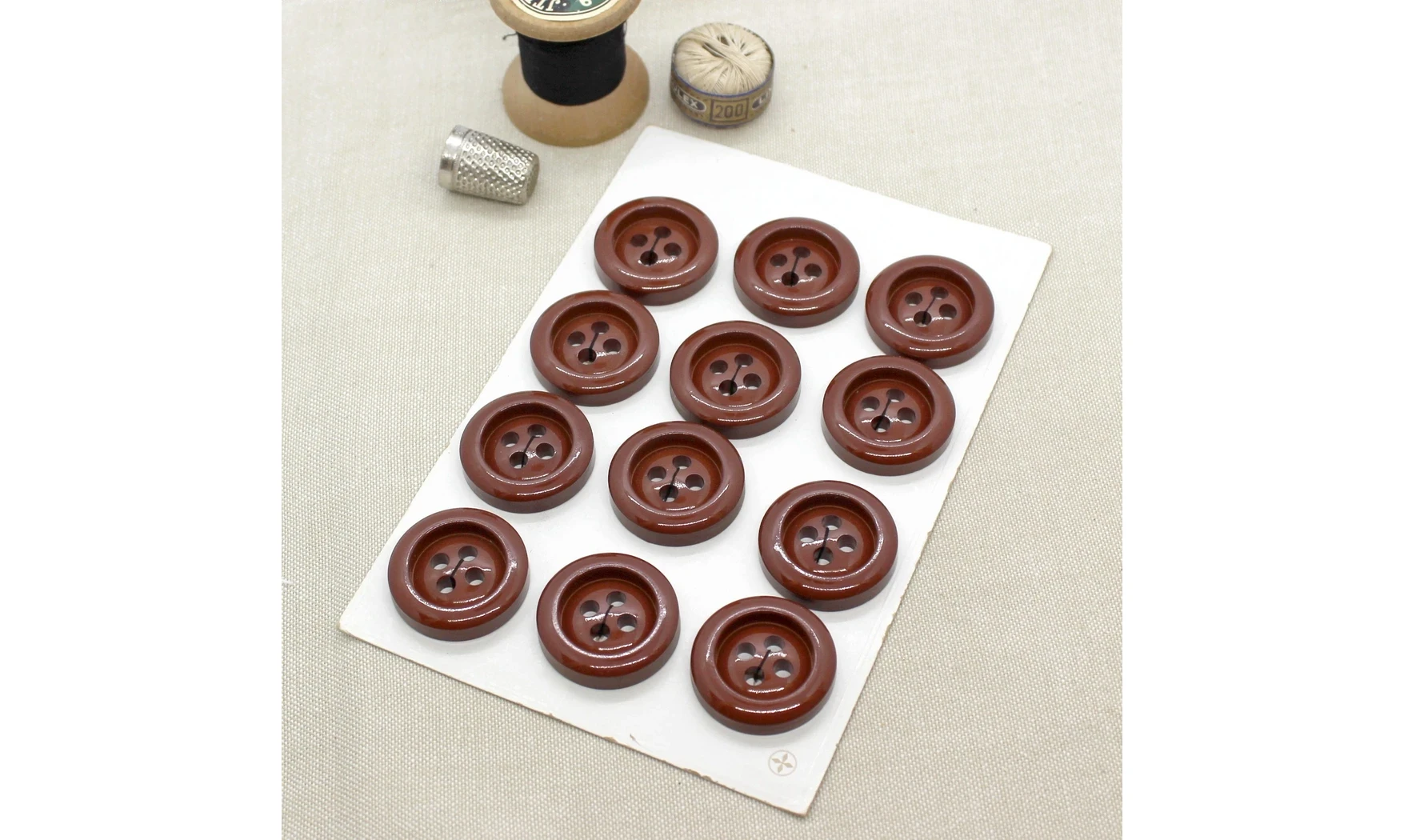 Carte à boutons - Boutons Bruns