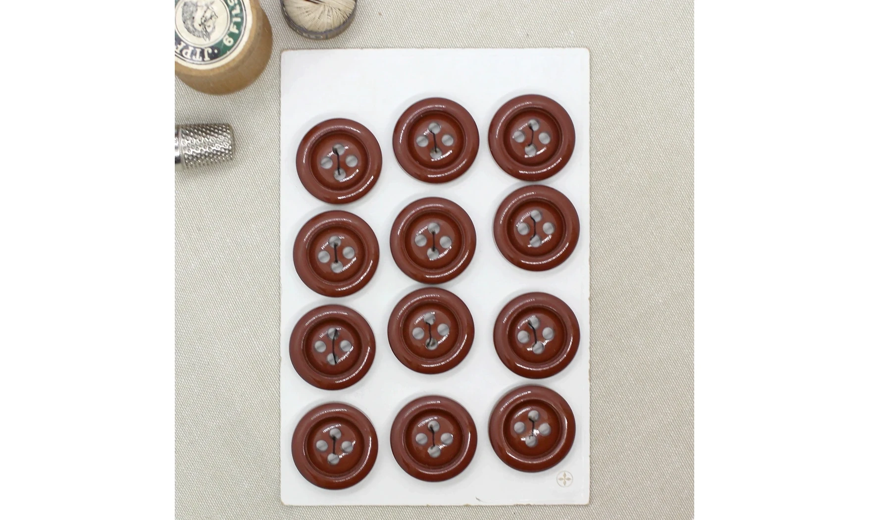 Carte à boutons - Boutons Bruns