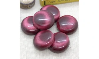 Bouton VINTAGE ROUGE / par 6 / 28MM
