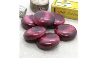 Bouton VINTAGE ROUGE / par 6 / 28MM