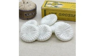 Vintage Button 289B
