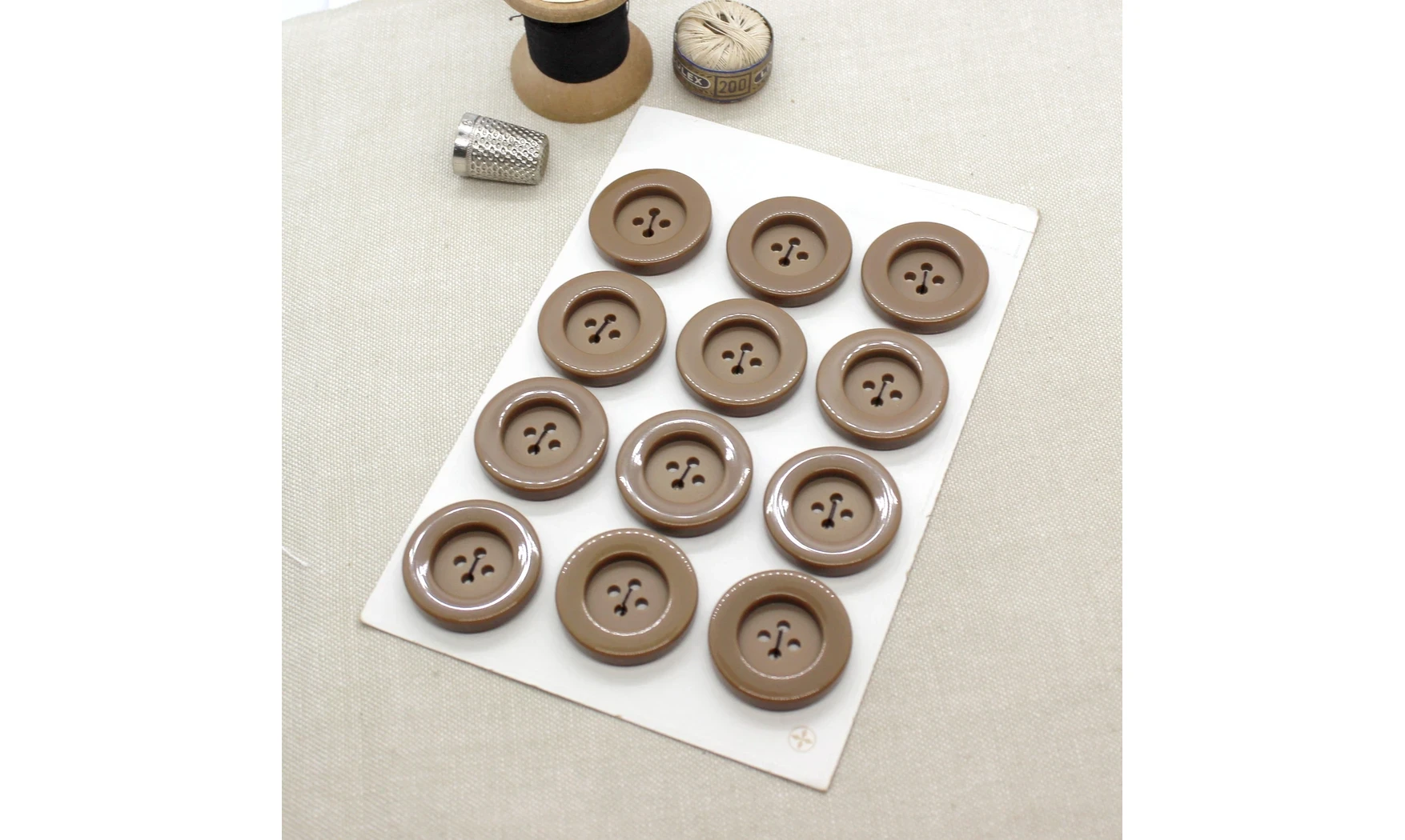 Carte à boutons - Boutons Bruns