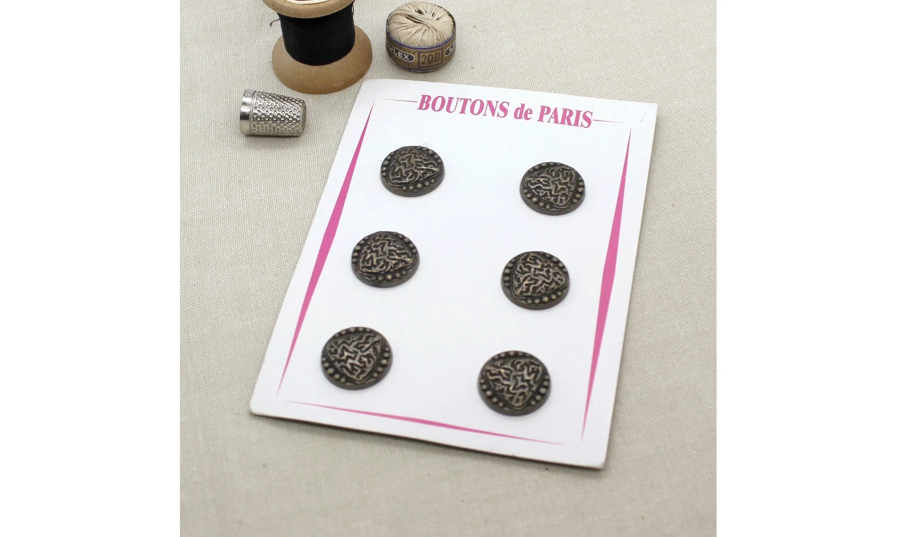 Carte à boutons - Boutons Effet Métal