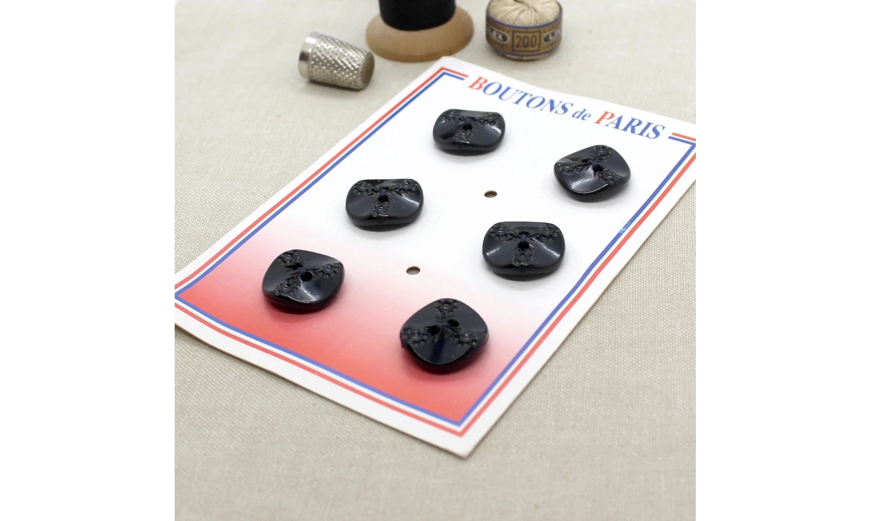 Carte à boutons - Boutons Noirs