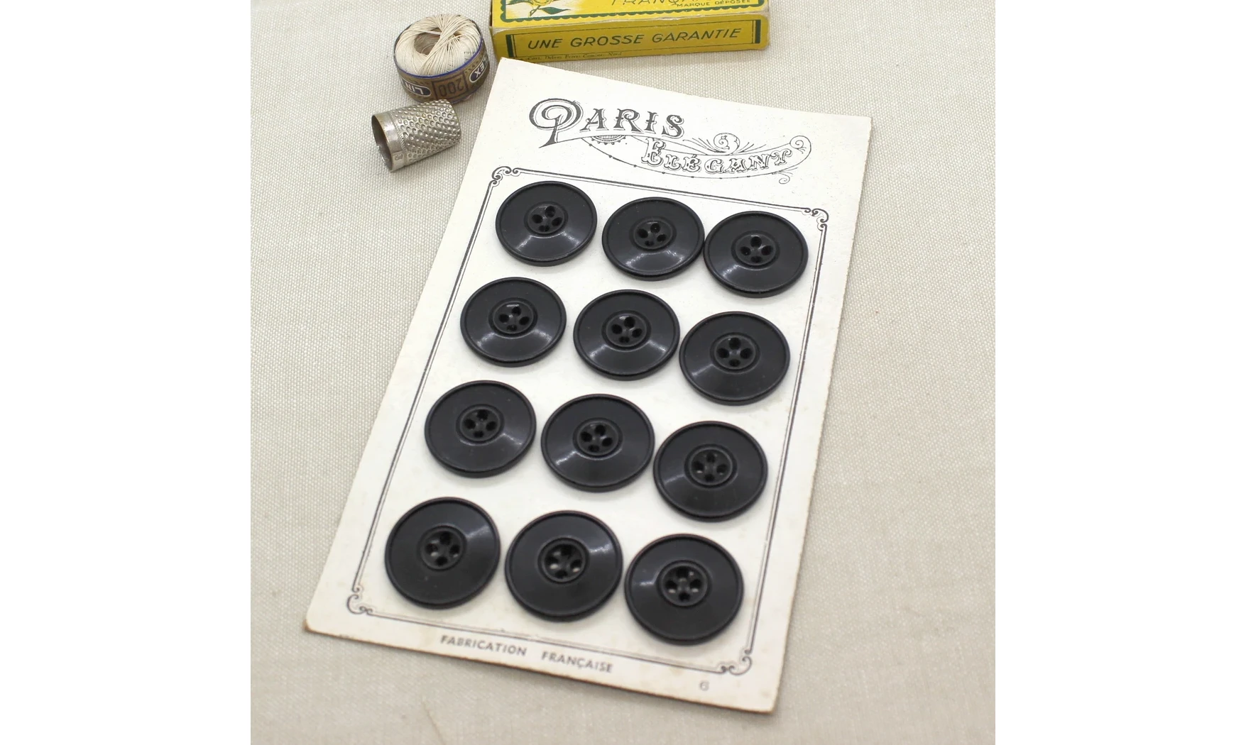 Carte à boutons - Boutons Noirs
