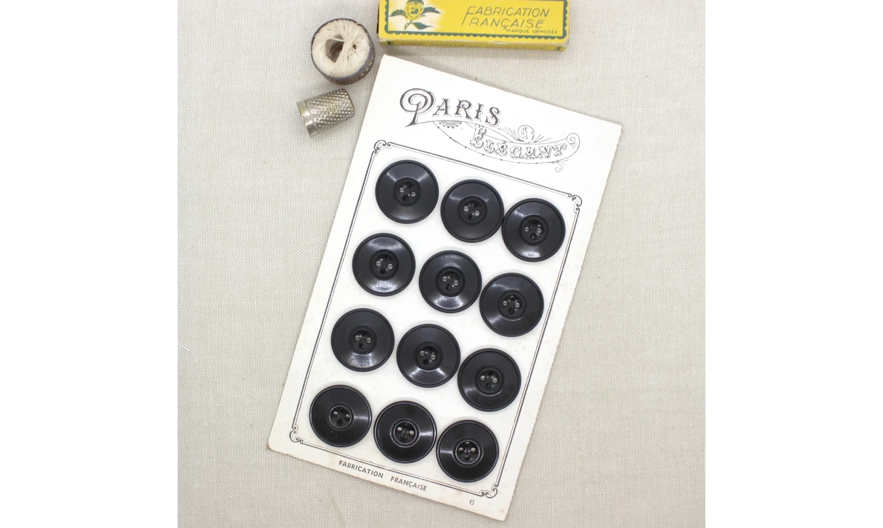 Carte à boutons - Boutons Noirs