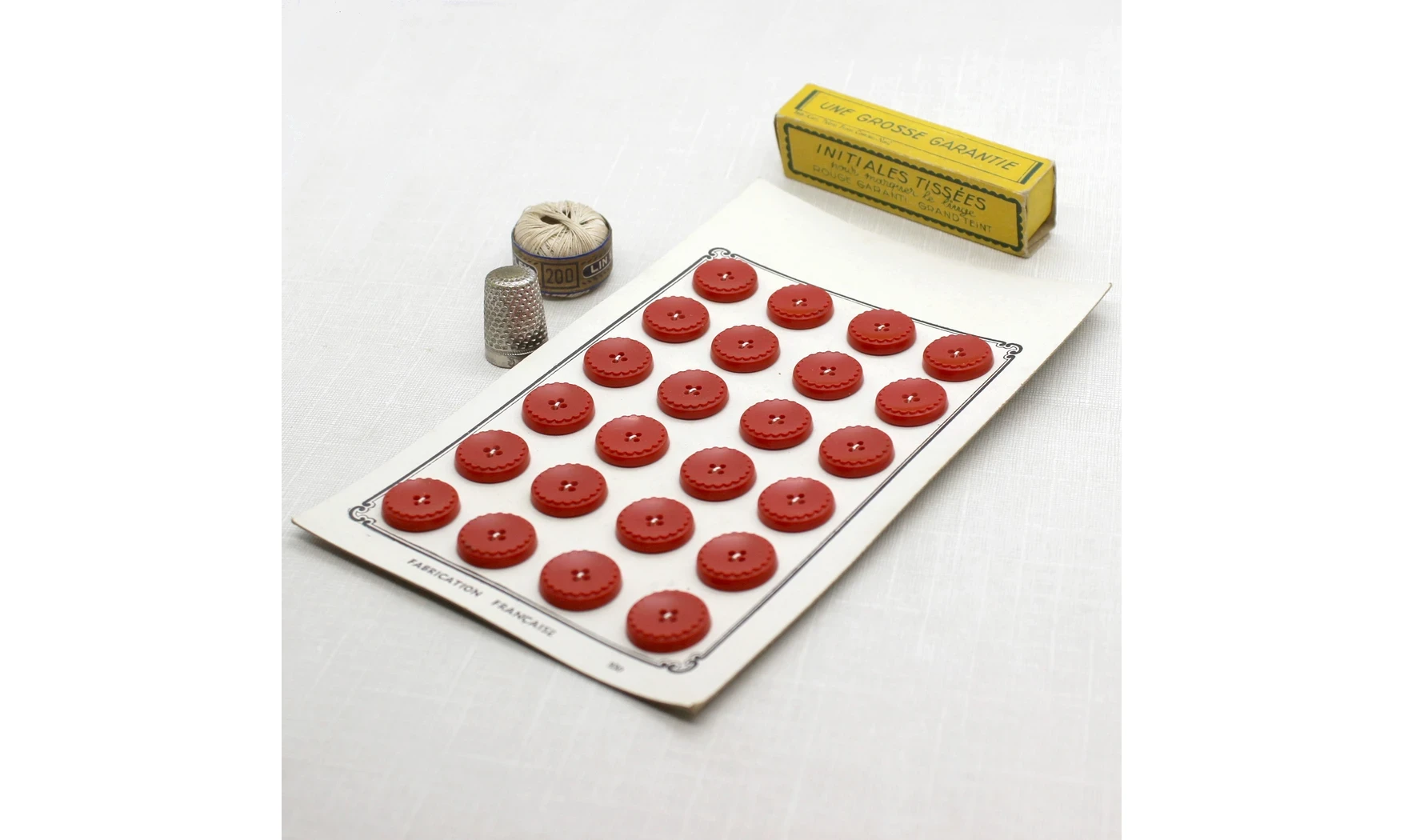 Carte 24 boutons / 17mm / Rouge vif