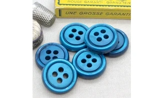 6 boutons / 30MM / Bleu vif