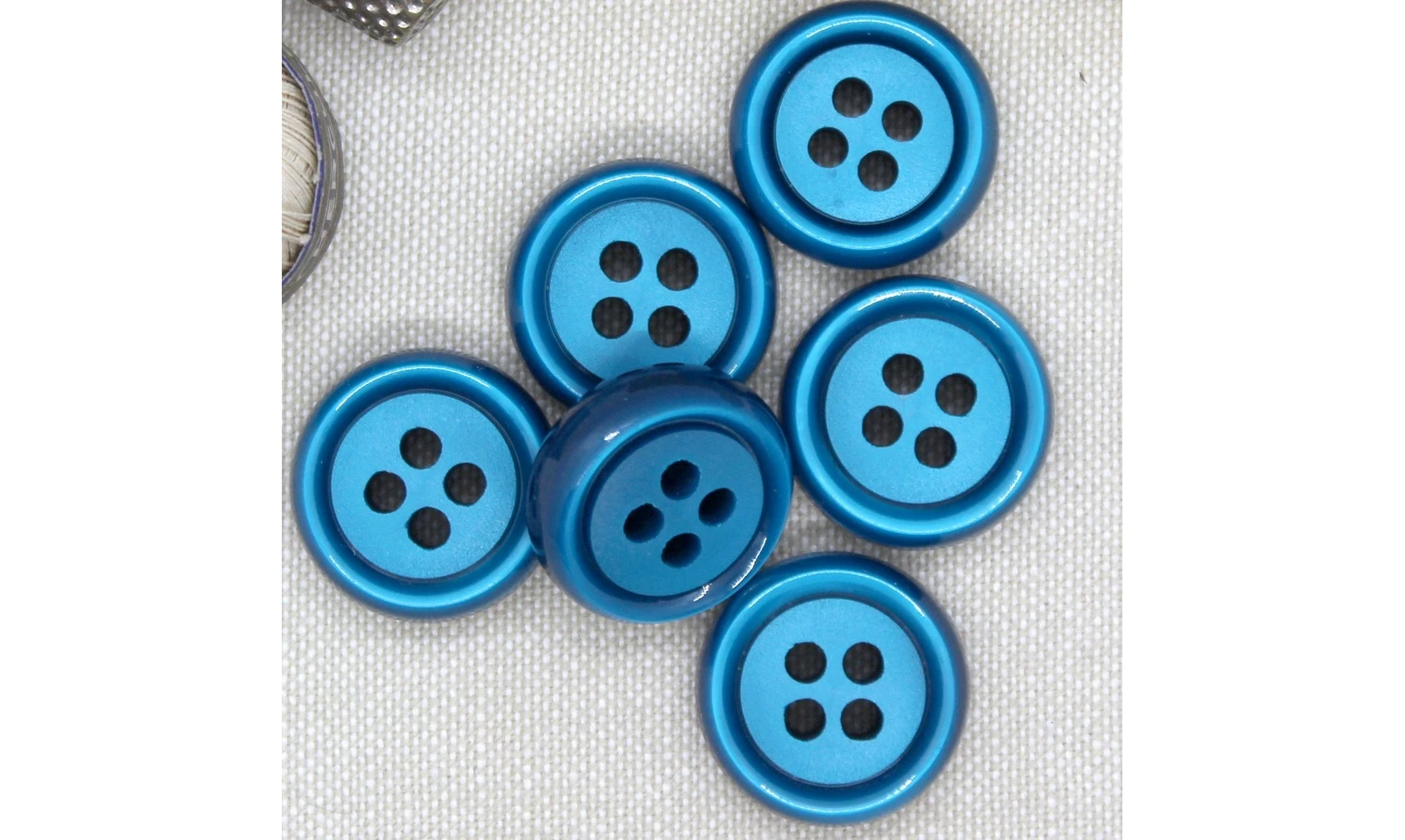 6 boutons / 21MM / Bleu vif