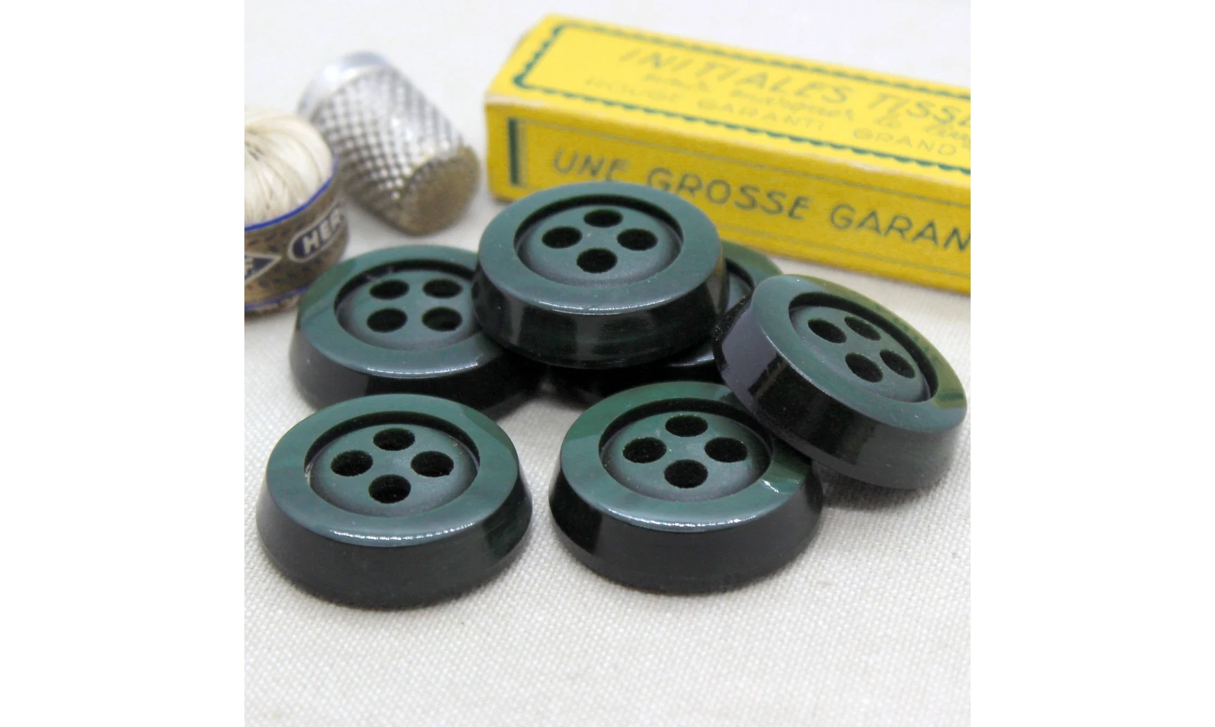 6 Boutons / 30MM / Vert