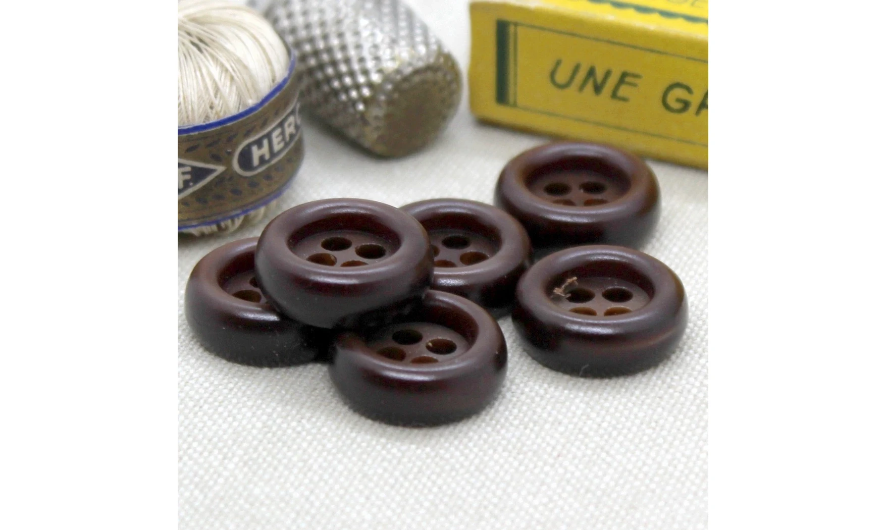 Boutons VINTAGE / 17MM / Brun