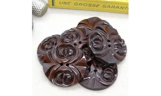 6 boutons / 33,5MM / Brun