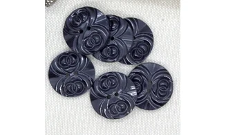 Vintage Button 305B