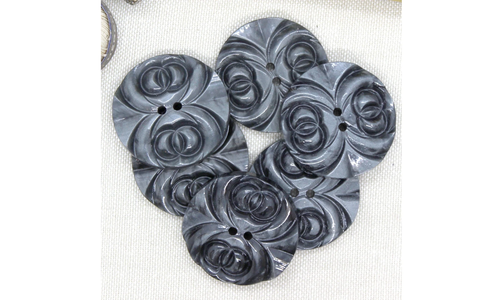 6 boutons / 33,5MM / Gris