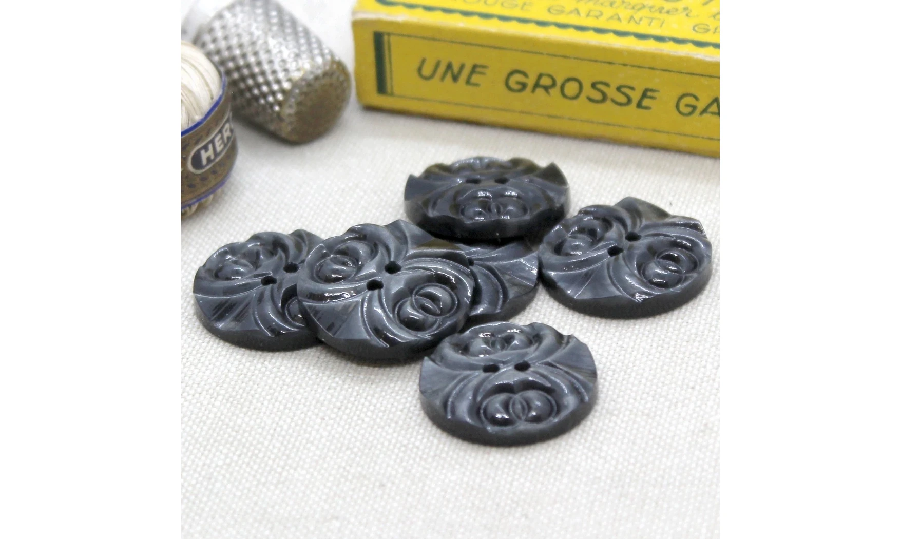 Vintage Button 308B