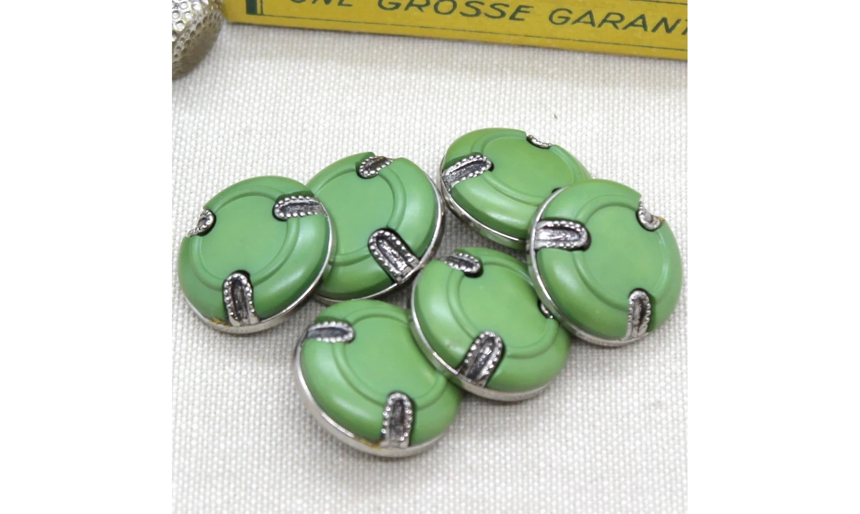 6 boutons / 22MM / Vert