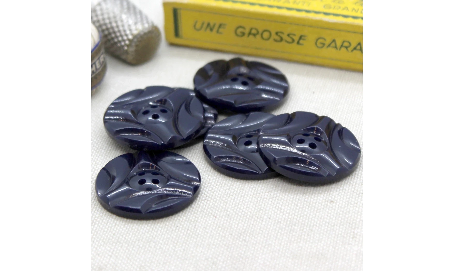 6 boutons / 26,5MM / Noir