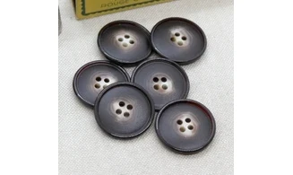 6 boutons / 25MM / Brun