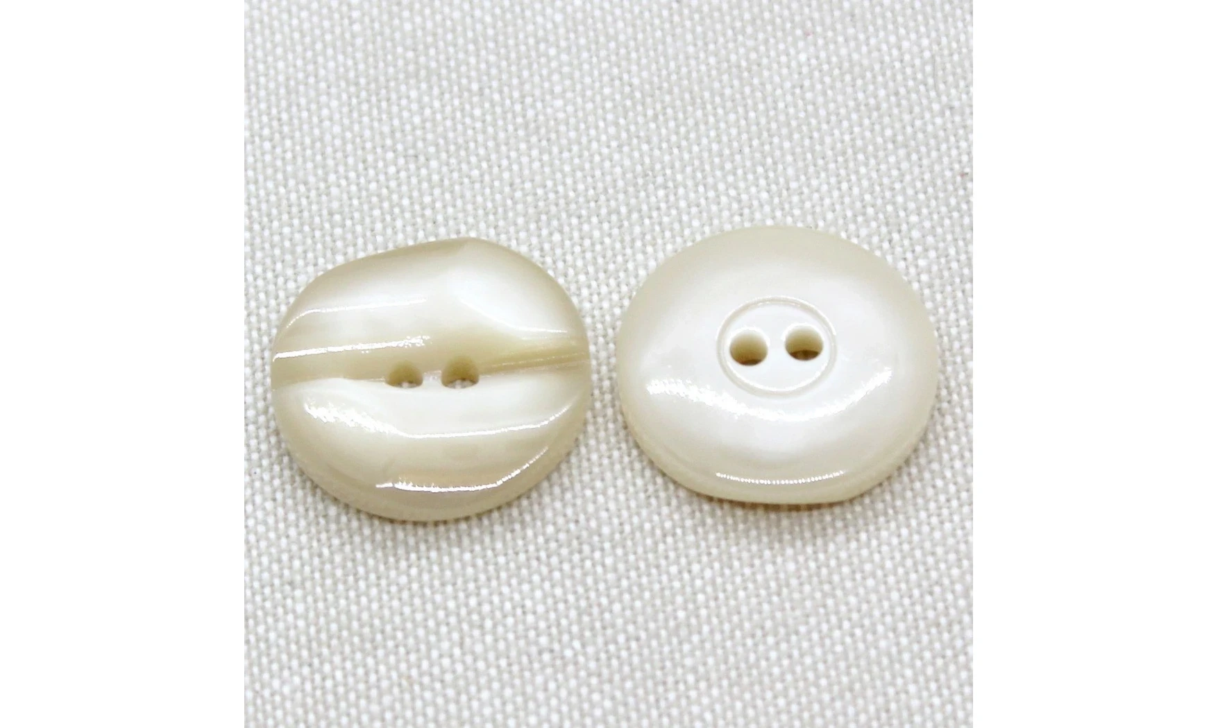 6 boutons / 22MM / Ivoire