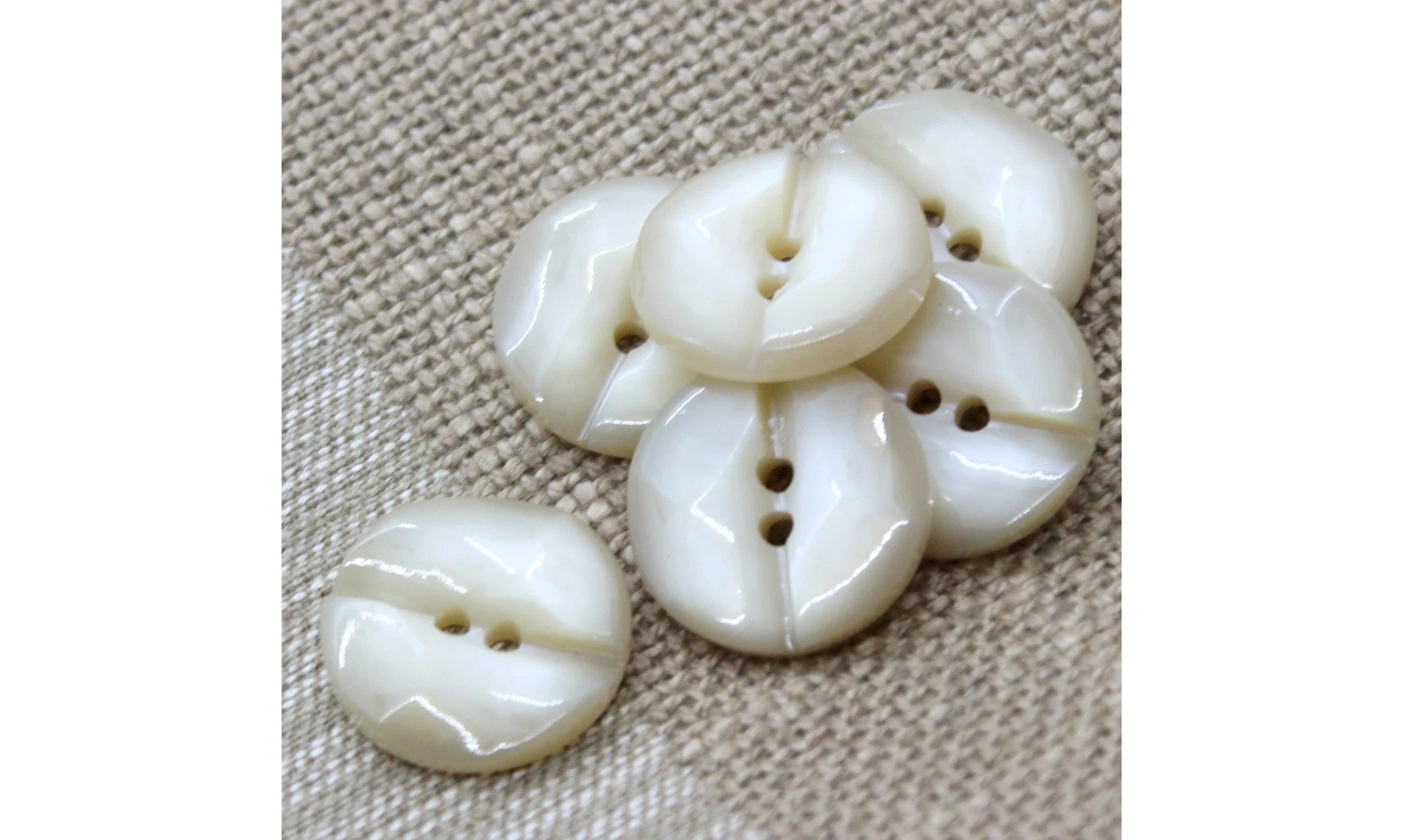 6 boutons / 22MM / Ivoire