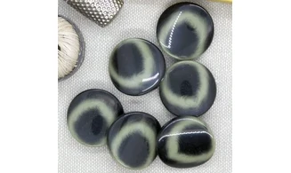 Vintage Button 147B-2