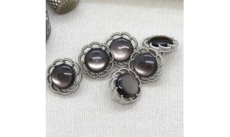 6 boutons / 15MM / Violet "Fleur"