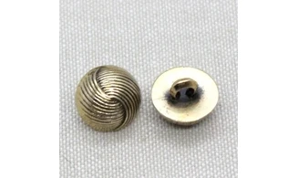 Vintage Button 432B