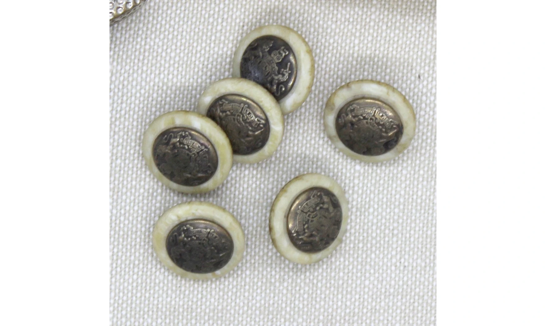 Vintage Button 344B