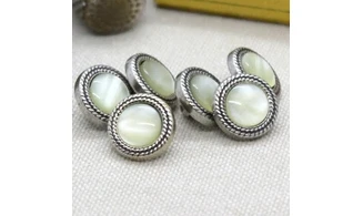 6 boutons / 12MM / Vert et argenté