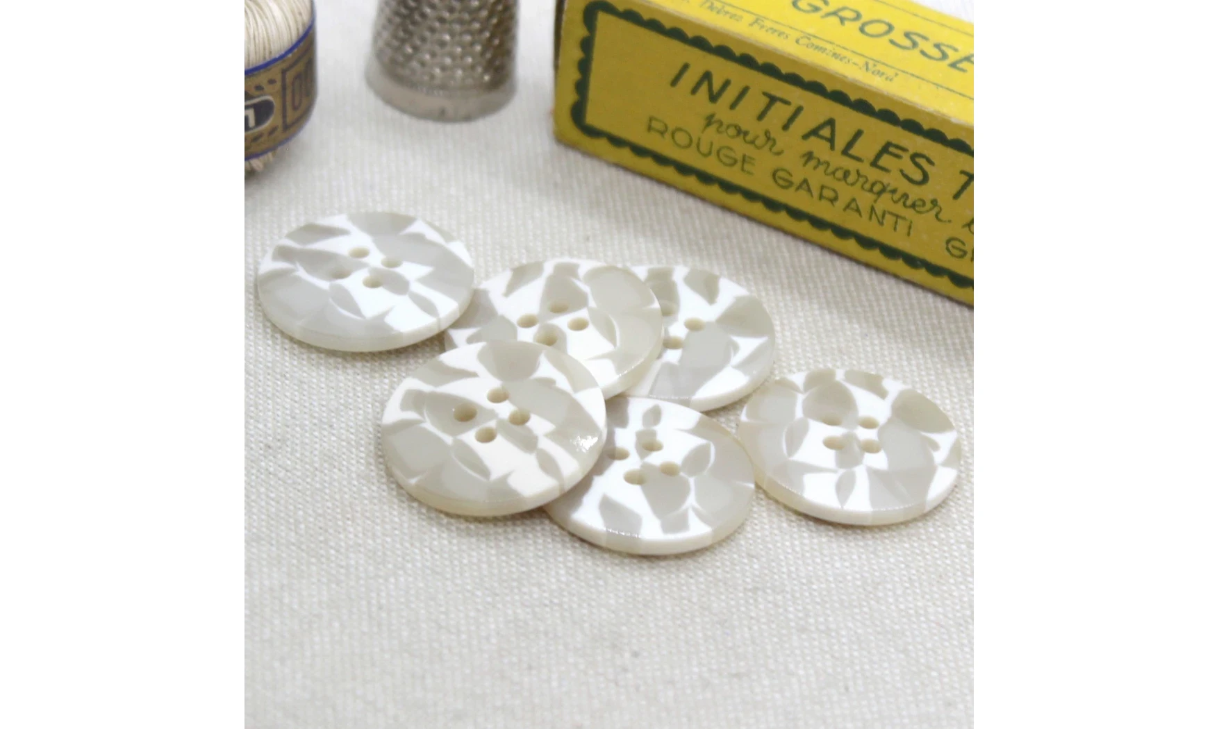 6 boutons / 22MM / Brun "Camouflage"