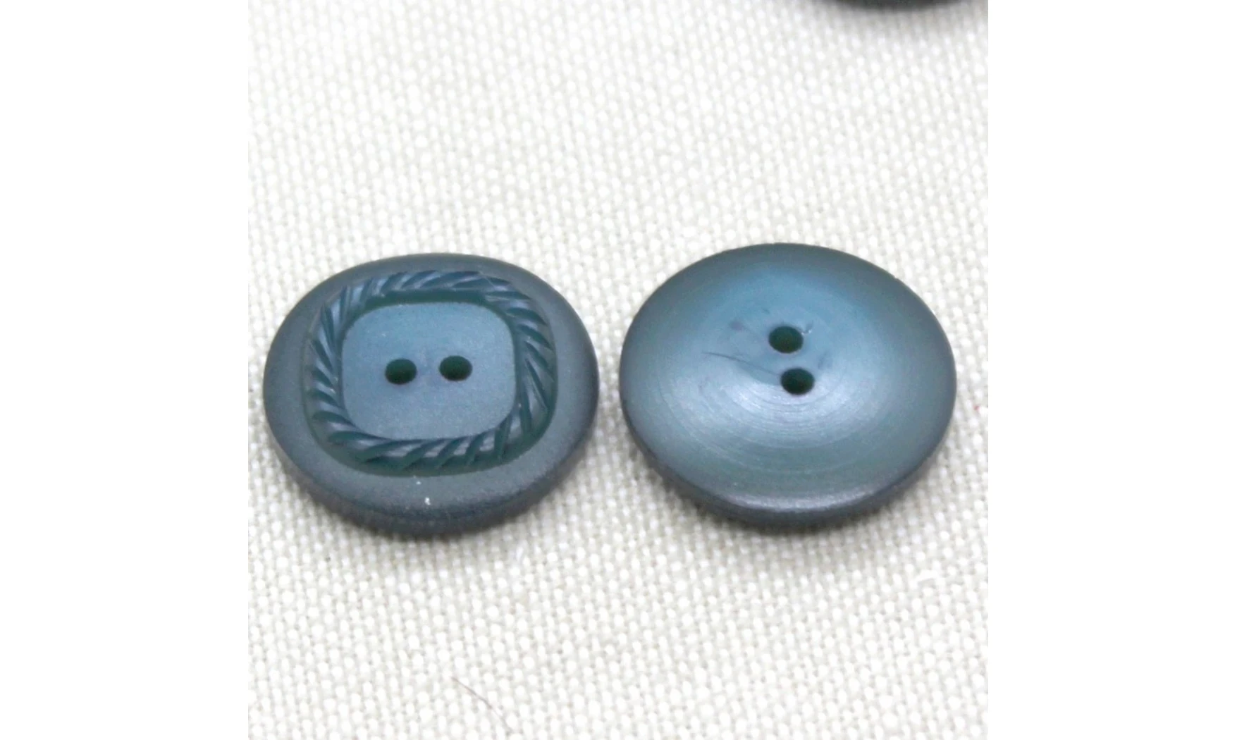 6 boutons / 18MM / Bleu