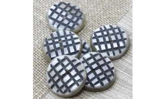 6 boutons / 28MM / Quadrillage