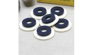 Vintage button 363bB