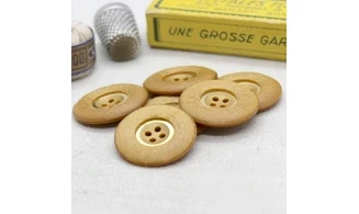 6 boutons / 27MM / Jaune moutarde