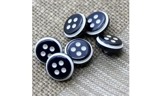 Vintage Button 374B