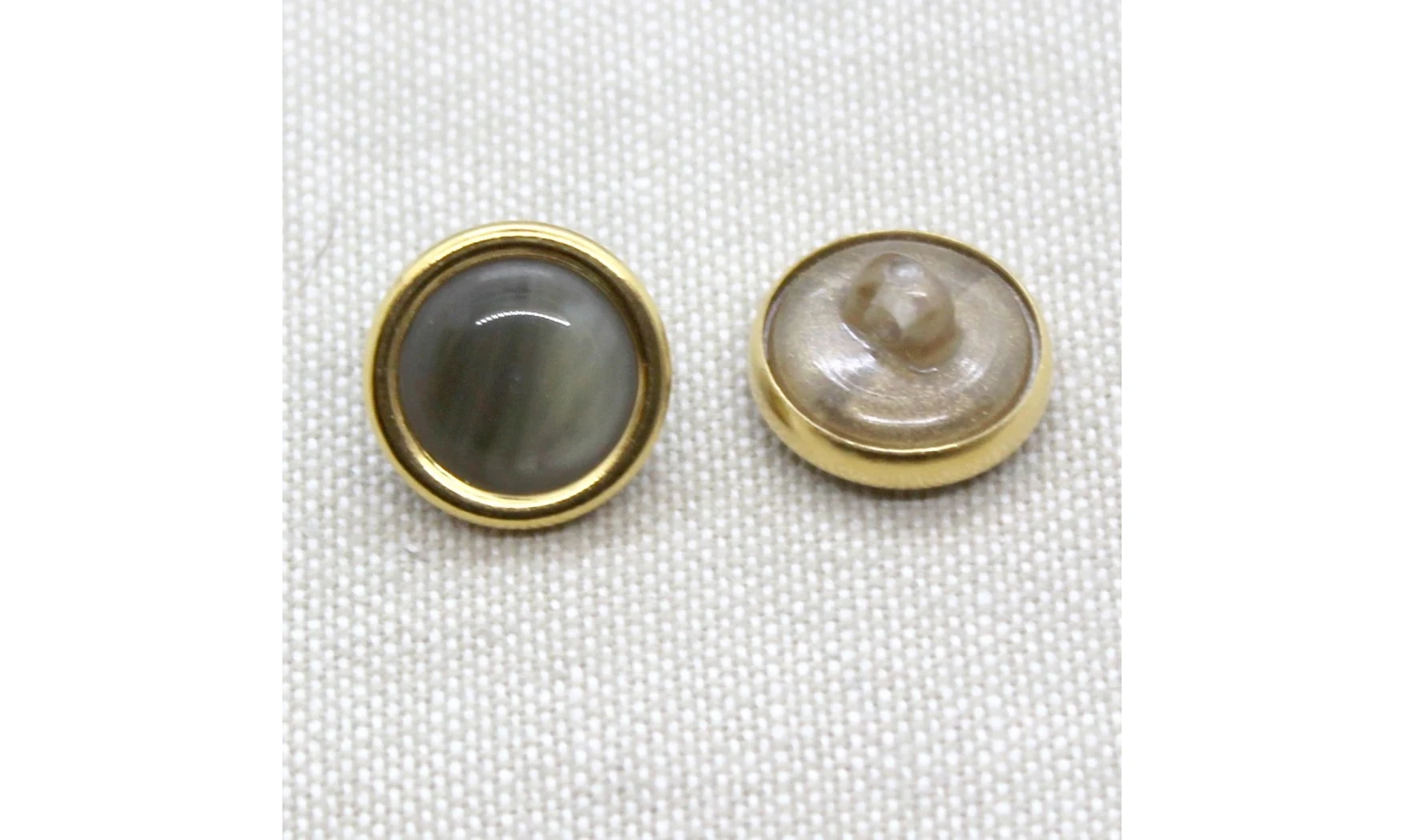 6 boutons / 15MM / Vert et doré