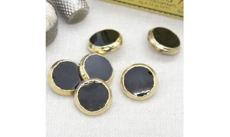 6 boutons / 18MM / Noir et contour doré